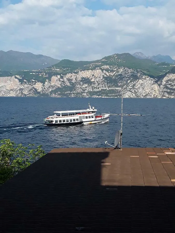 לינה וארוחת בוקר מאלצ'סינה Camere Porto Vecchio Con Parcheggio A Pochi Passi Dal Castello