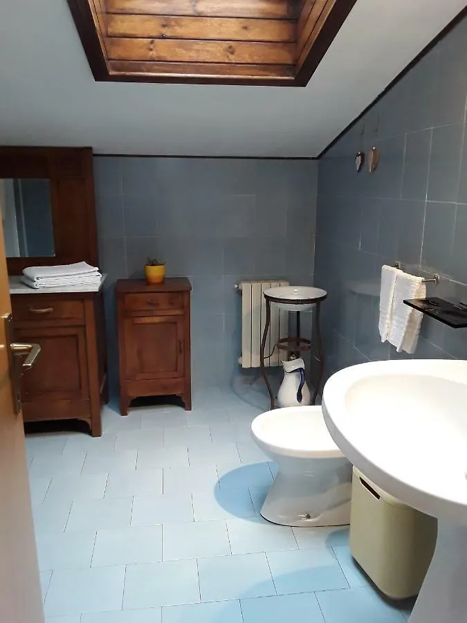 לינה וארוחת בוקר מאלצ'סינה Camere Porto Vecchio Con Parcheggio A Pochi Passi Dal Castello איטליה