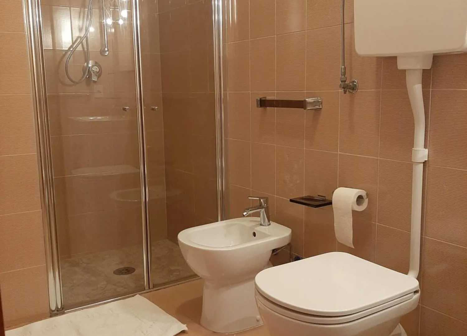 Bed & Breakfast Camere Porto Vecchio Con Parcheggio A Pochi Passi Dal Castello Malcesine Italy