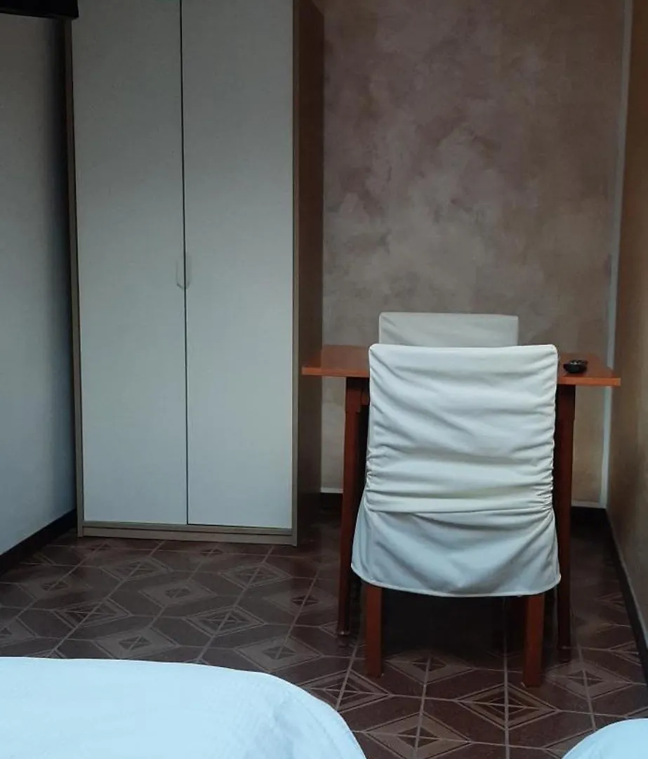 Camere Porto Vecchio Con Parcheggio A Pochi Passi Dal Castello Malcesine 0*,